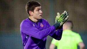 «Бей своих, чтоб чужие боялись»: Лидер сборной Беларуси устроил драку на тренировке и отправил партнера в дубль