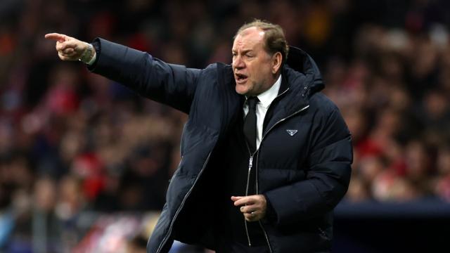 Достойный поступок: Экс-тренер «Кайрата» пришел в раздевалку, чтобы поздравить команду с историческим выходом в плей-офф ЛЧ