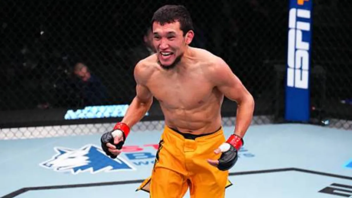 Кормье вновь поддержал Алиби Идириса после поражения на UFC 319