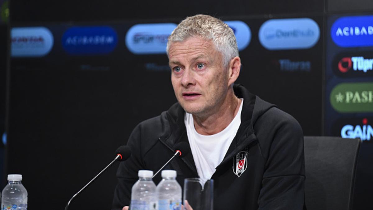 «Бешикташ» уволил легенду «МЮ» 