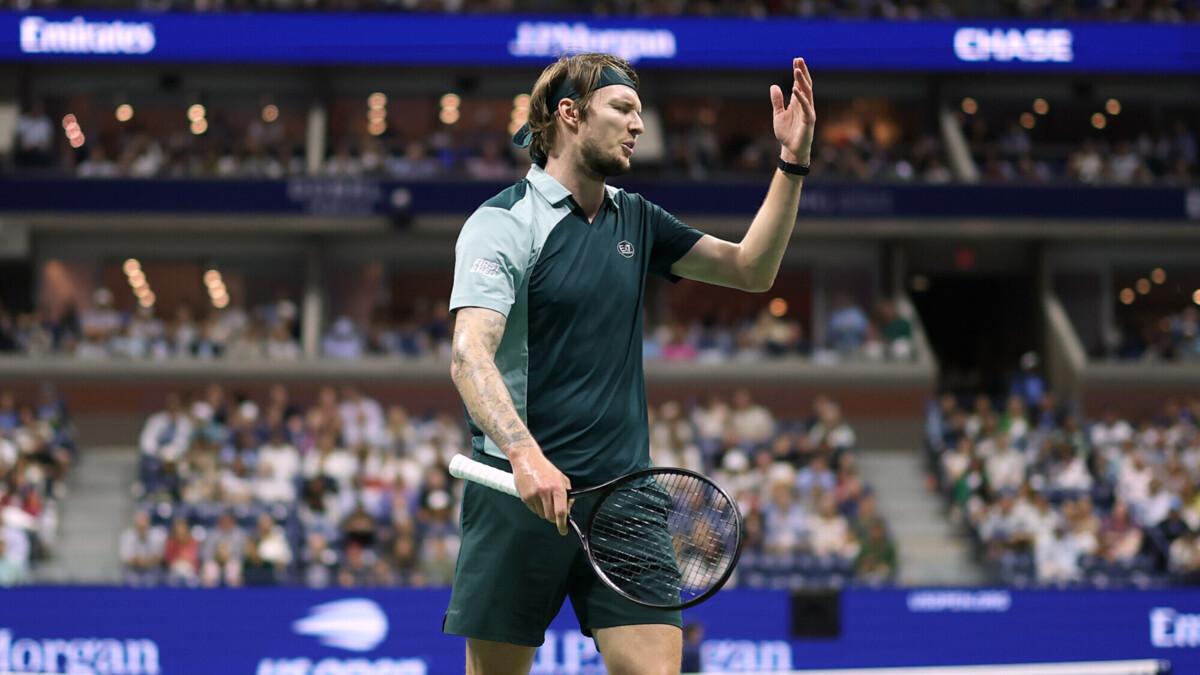 Бублик сорвал куш в Нью-Йорке: сколько казахстанец заработал на US Open?
