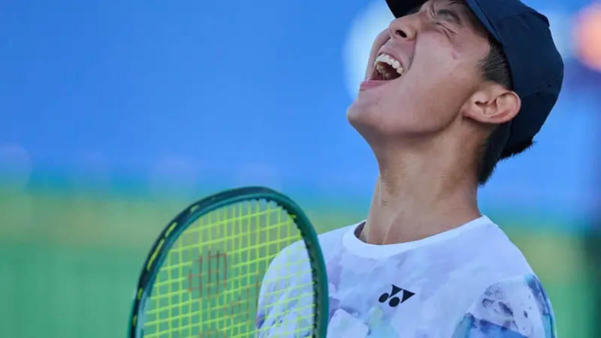 Казахстанский теннисист Зангар Нурланулы вышел в полуфинал юниорского US Open, победив россиянина