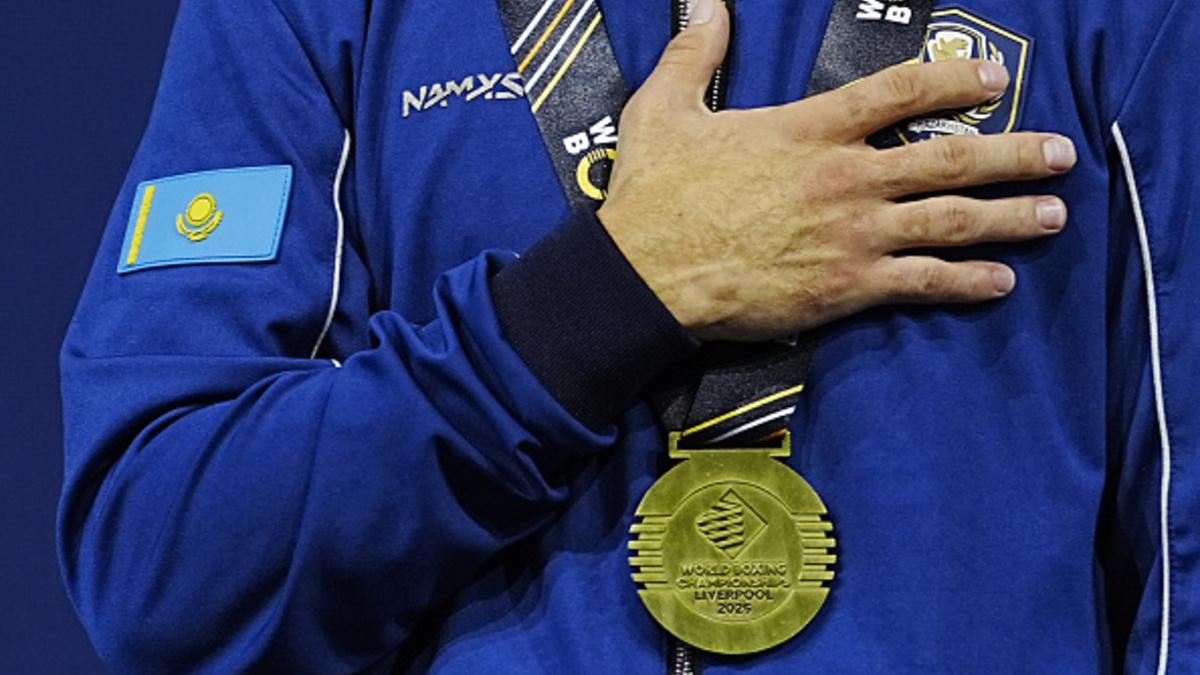 Казахстан занял первое общекомандное место на чемпионате мира по боксу в Ливерпуле