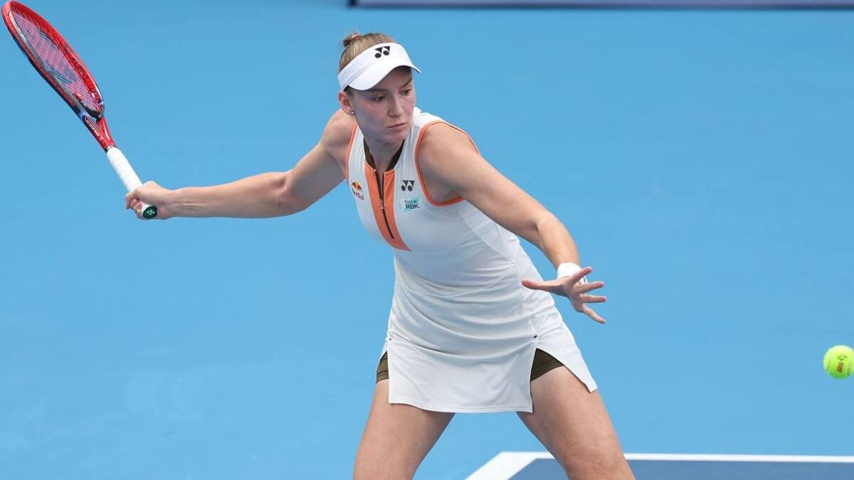 Төрткіл сында жүйке сынағы: Рыбакина әрең дегенде WTA-1000 турнирінің үшінші айналымына өтті
