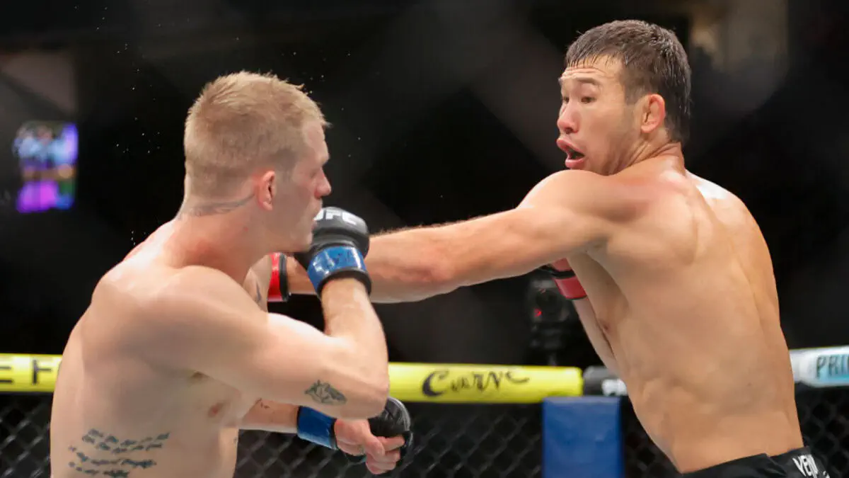 Шавкат остался в списке лучший бойцов UFC после обновления рейтинга. Какое место у Рахмонова?