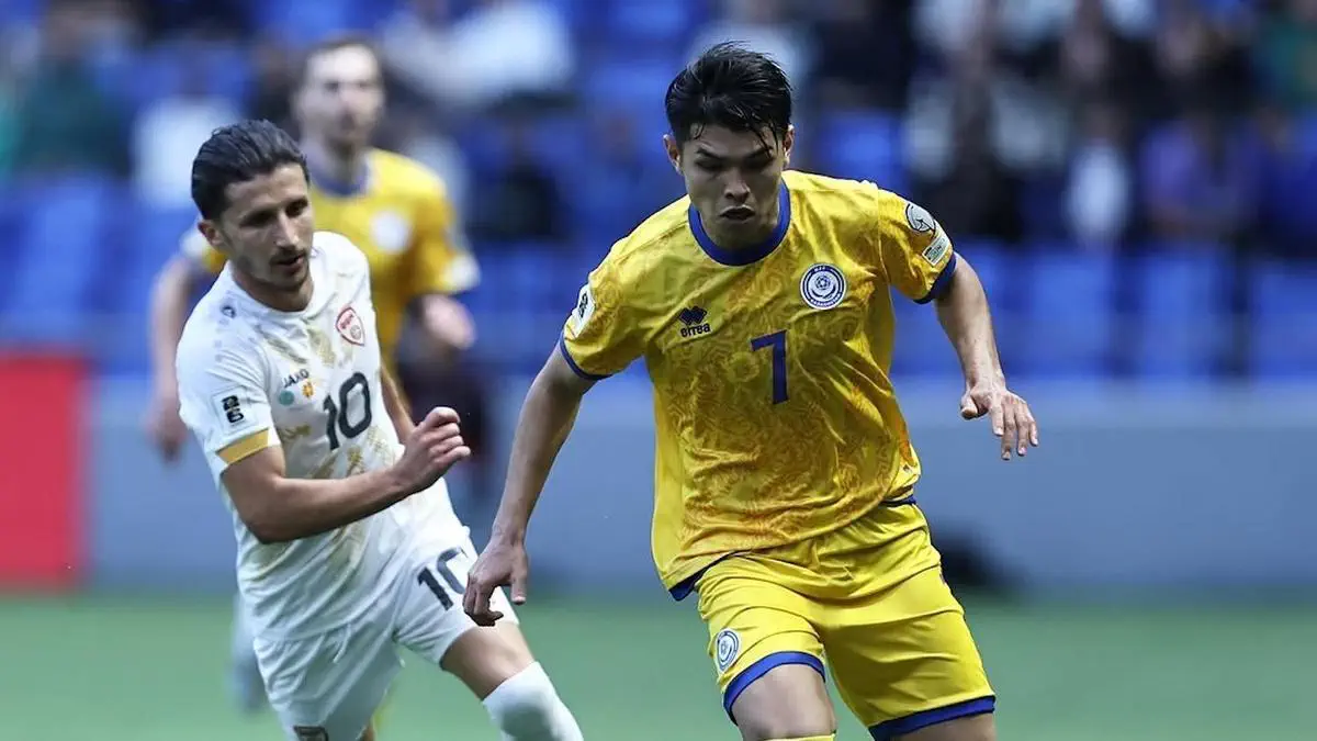 мөлдір жалаңаш монша