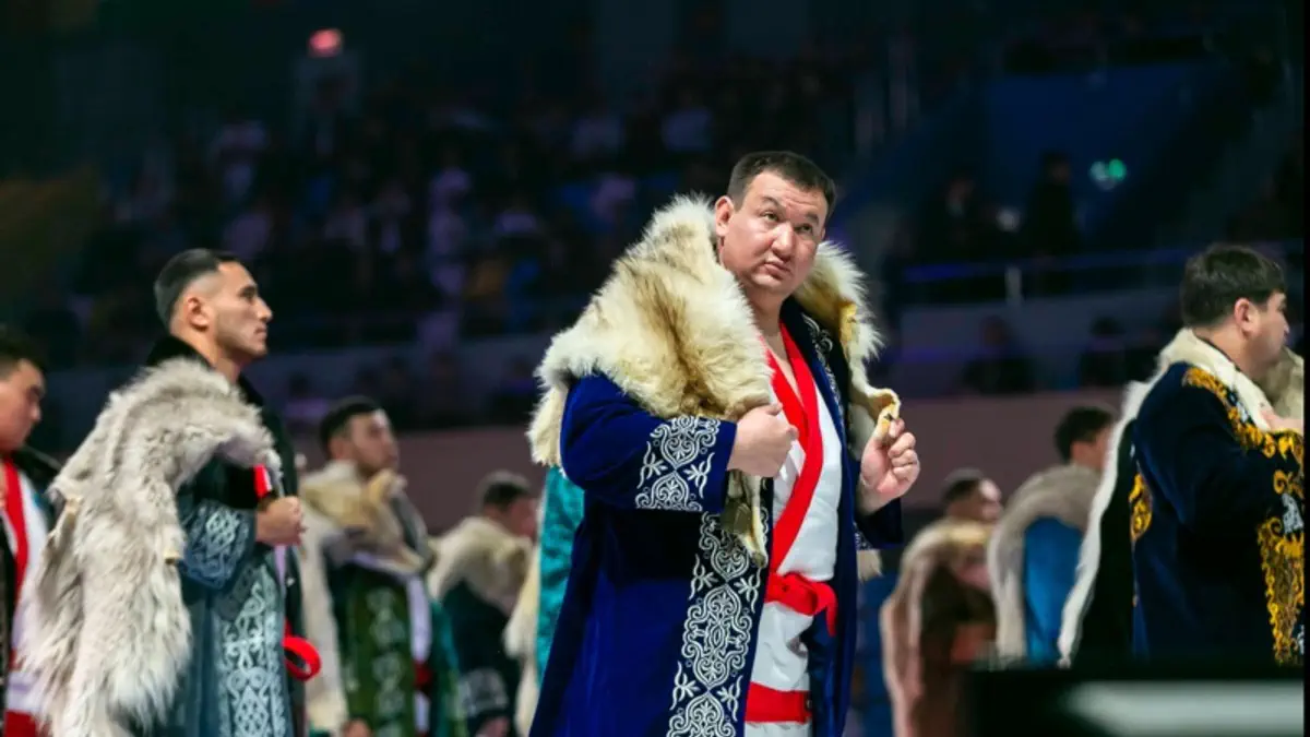 Касым-Жомарт Токаев поздравил Марата Байкамурова с победой на «Казахстан Барысы-2025»