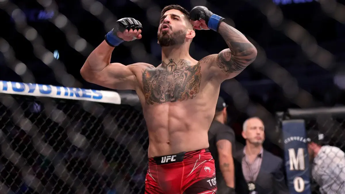 Чемпион UFC Илия Топурия намекнул на переход в бокс — «Это обязательно случится»