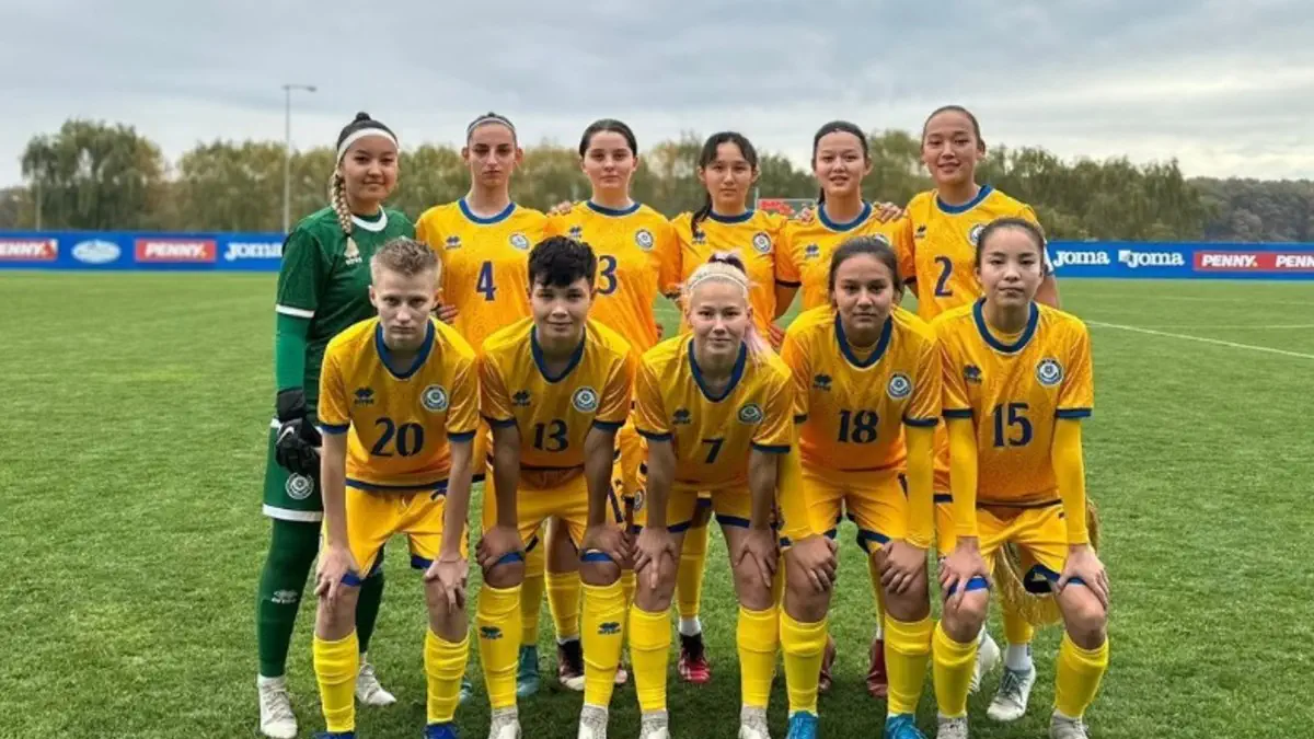Женская сборная Казахстана U-19 сыграла голевой спарринг с Индией