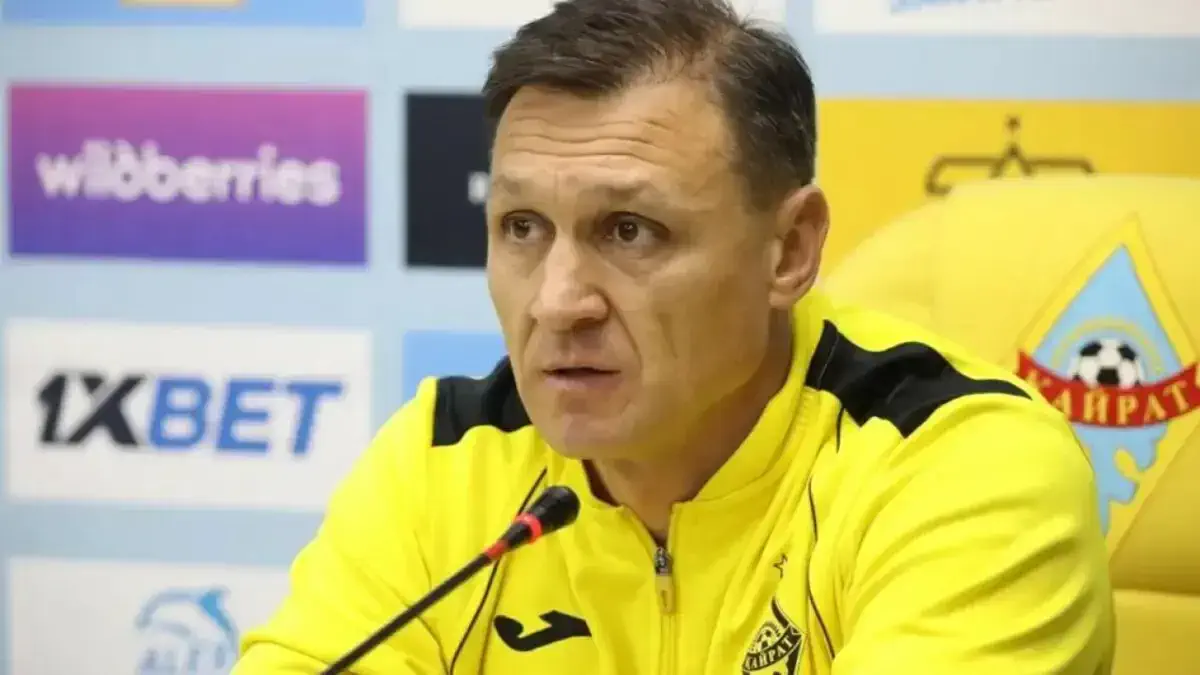 Ақ трусикидегі семіз есектер фото