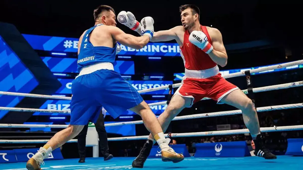 Жалаңаш гимнастшылар желіде өнер көрсетуде