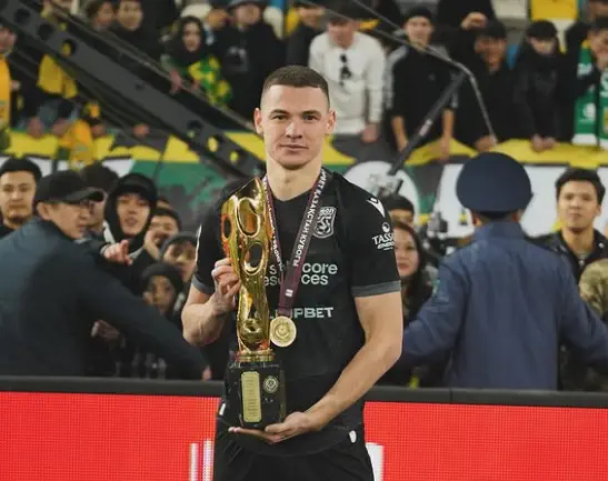 Үлкен жопалары бар қара порно