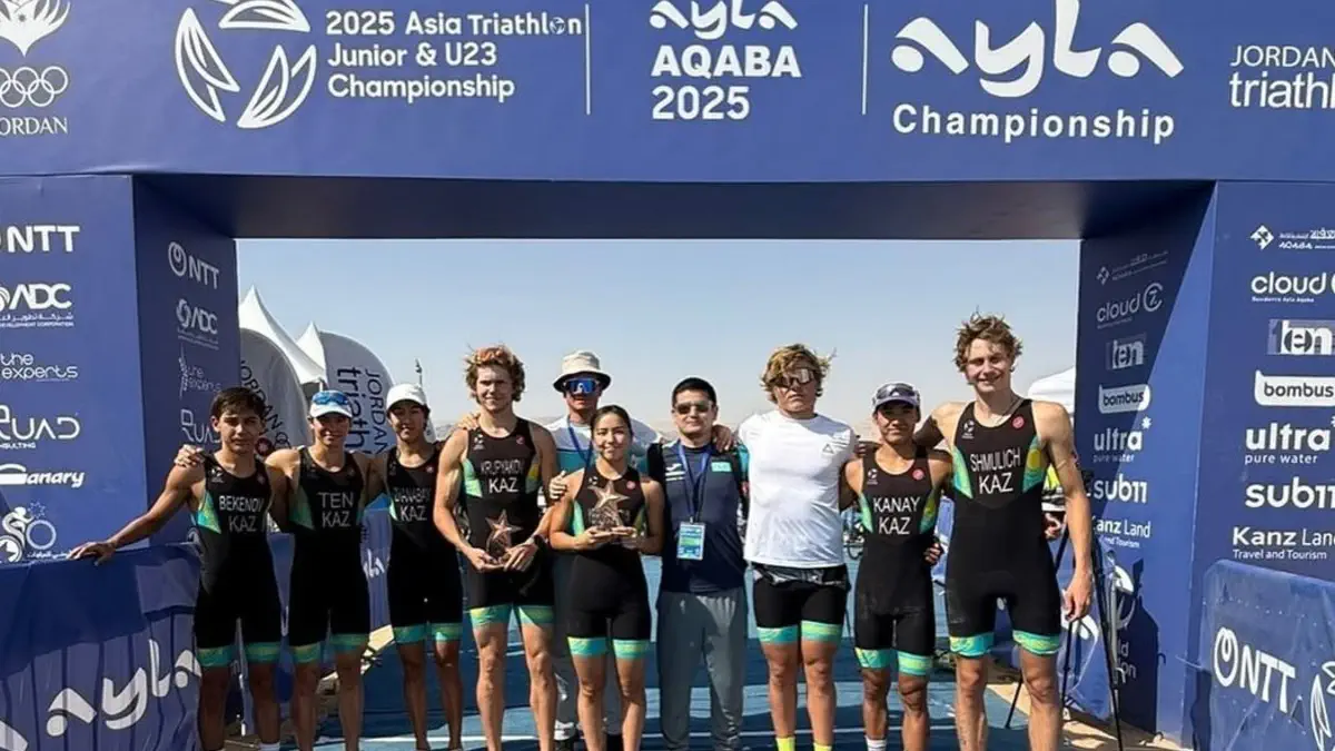 Сборная Казахстана по триатлону выиграла две медали чемпионата Азии