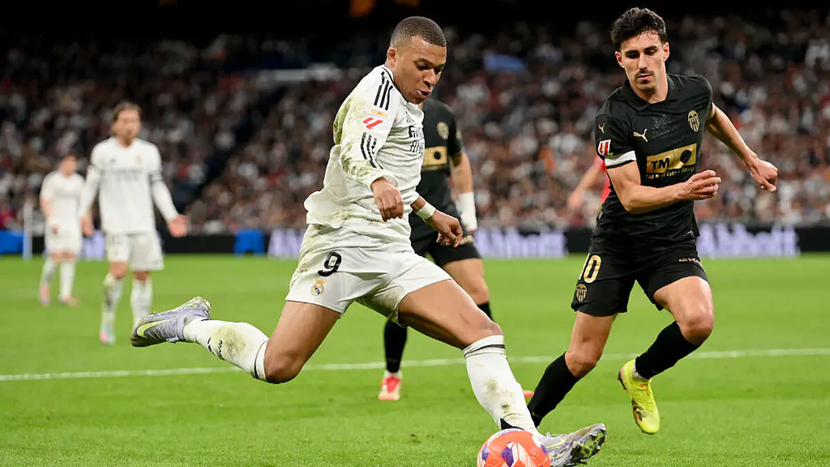 Реал Мадрид жанкүйерлері цензурасыз