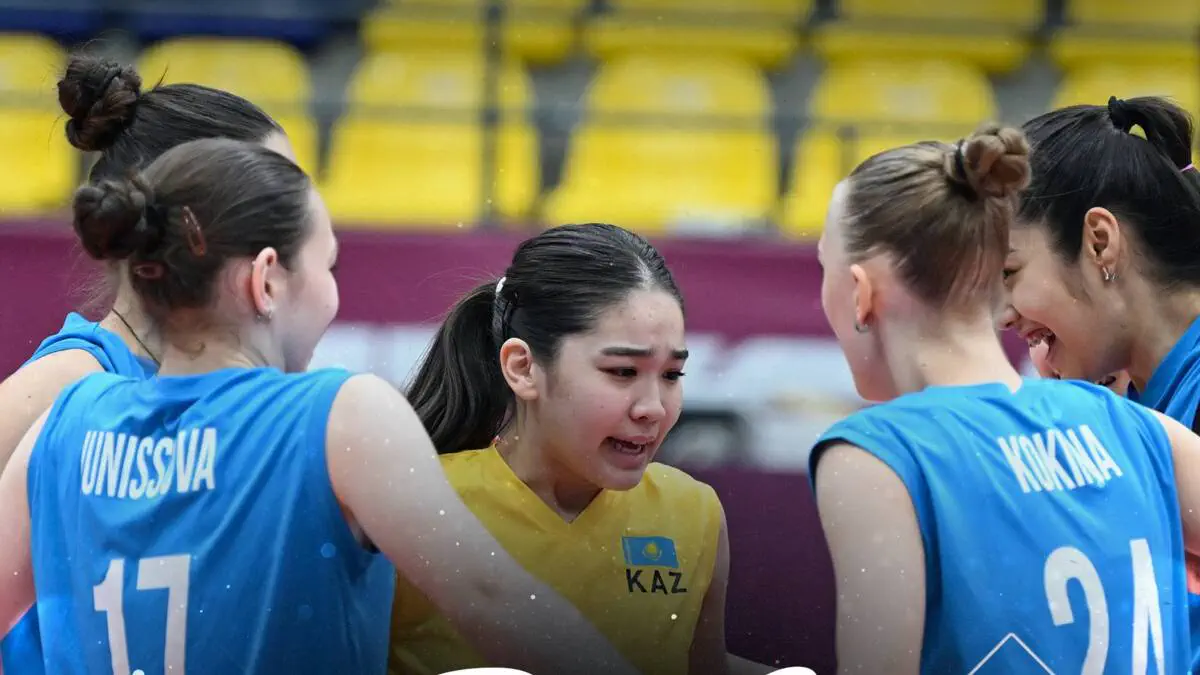 Бір аққұба үшін көптеген ер адамдар