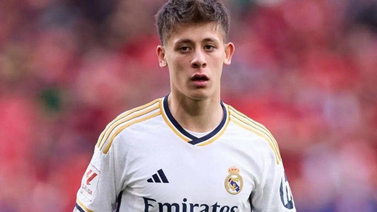 Ресей футболшыларының жалаңаш әйелдері