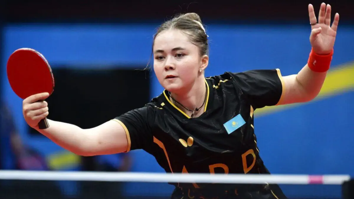 Pinky June Woodman порно видео