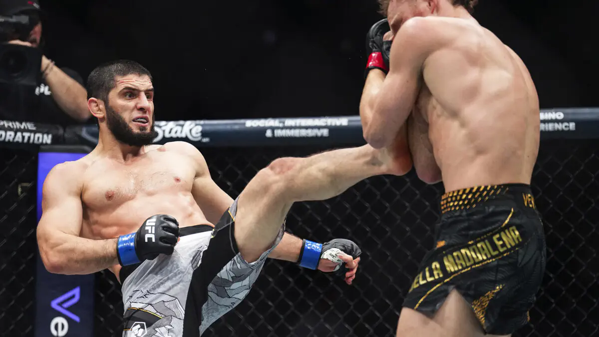 UFC 322 Нью-Йорктегі турнирінің толық қорытындылары: Махачевтің басымдығы, Эдвардстың күйреуі және Брэдидің ауыр нокауты