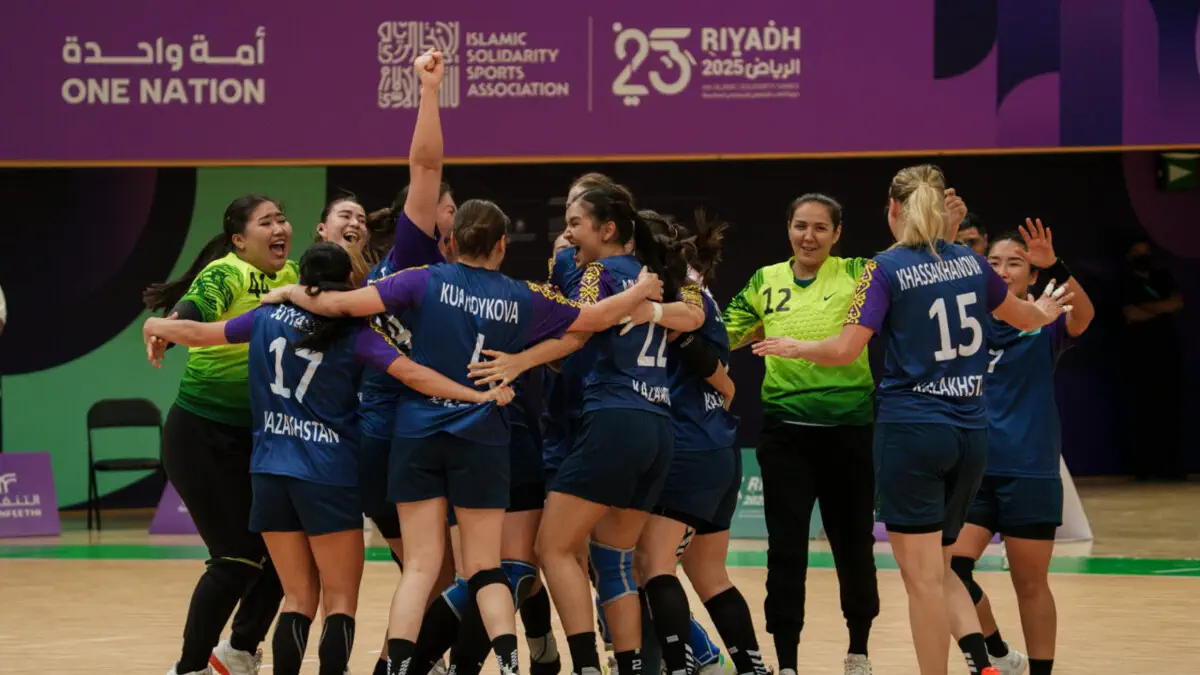 Женская сборная Казахастана сыграла матч с Кубой на чемпионате мира