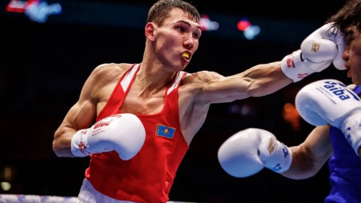 Серик Темиржанов нокаутировал соперника и вышел в четвертьфинал чемпионата мира по боксу