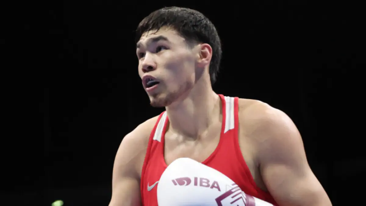 Без боя и без шанса сопернику. Аккалыков вышел в финал чемпионата мира