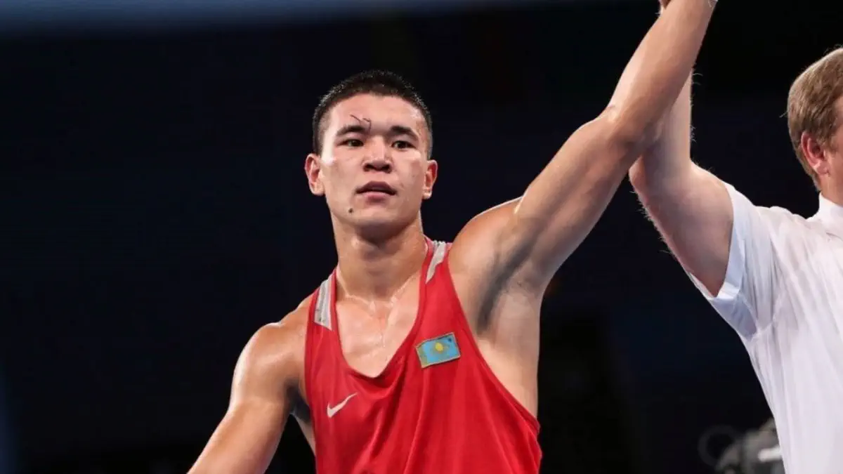 Третья золотая медаль! Казахстанский боксер устроил феерию на чемпионате мира