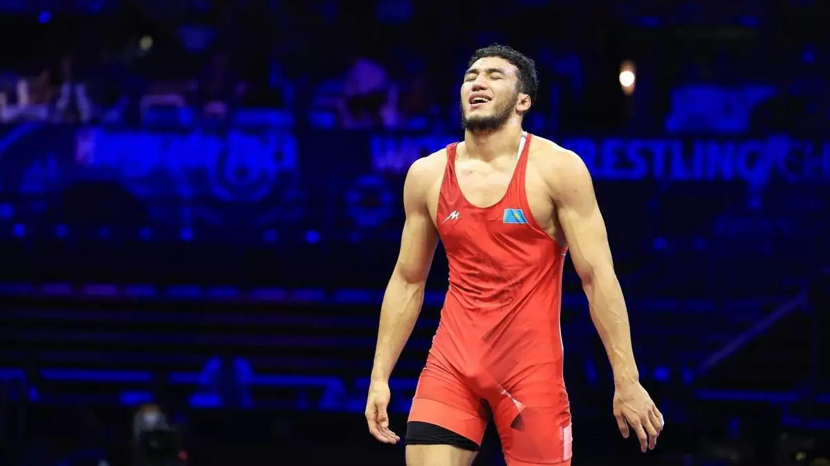 Не устоял против олимпийского призера. Чемпион мира из Казахстана проиграл в PWL