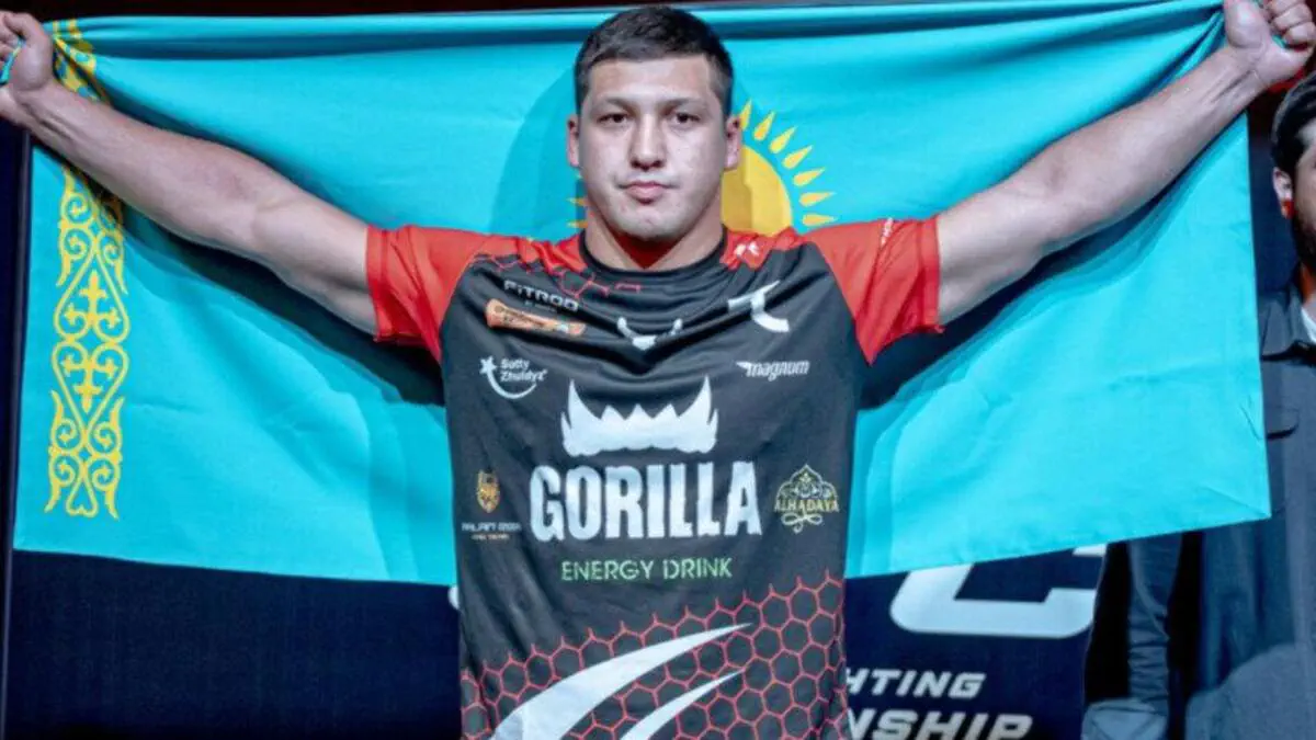 Казахстанец в UFC 326: бой против бразильского дебютанта на вечере с Холлоуэем и Оливейрой