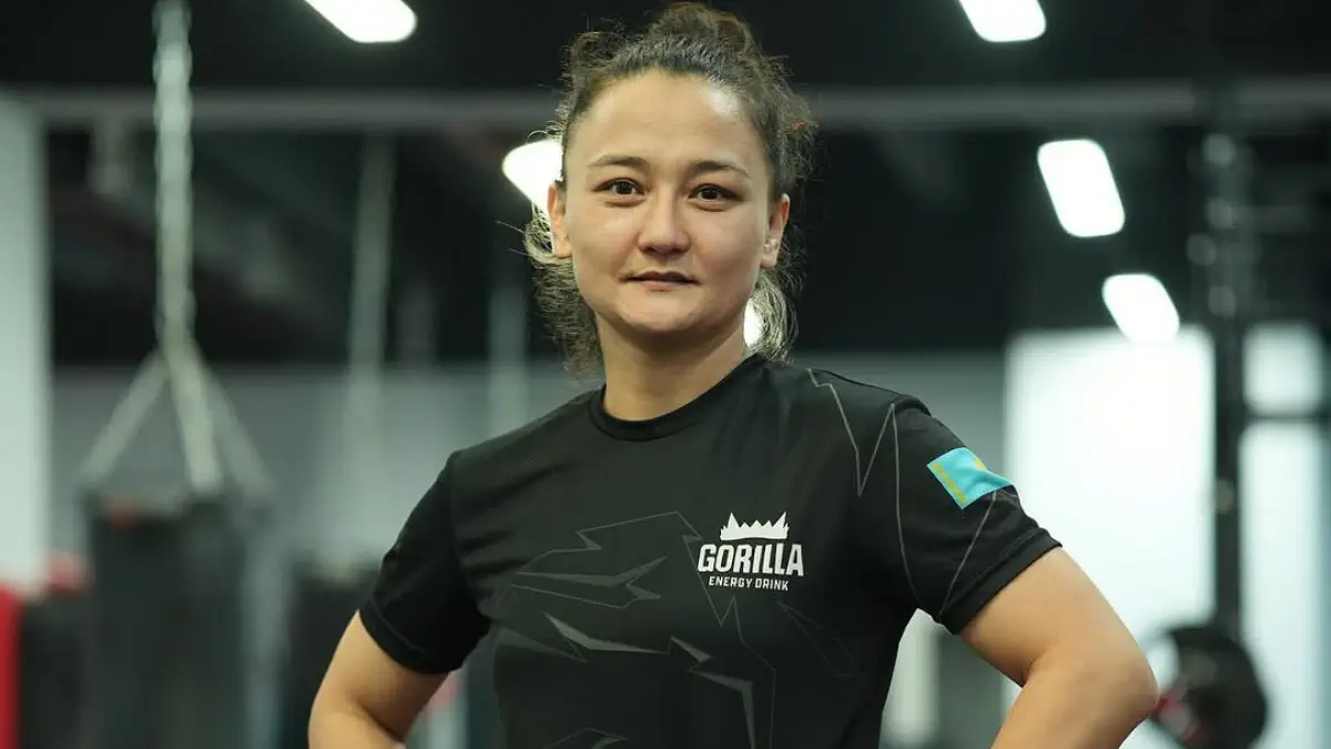 Всего один бой до UFC. Казахстанка сразится за титул в США