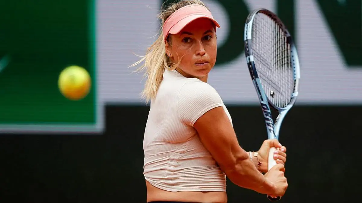 Уверенный сигнал перед Australian Open. Путинцева уверенно стартовала в Брисбене