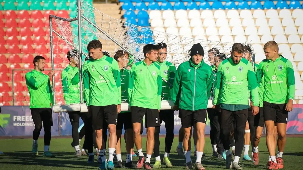 В КПЛ плюс один частный клуб