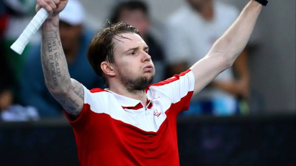 Александр Бублик уверенно вышел в третий круг Australian Open