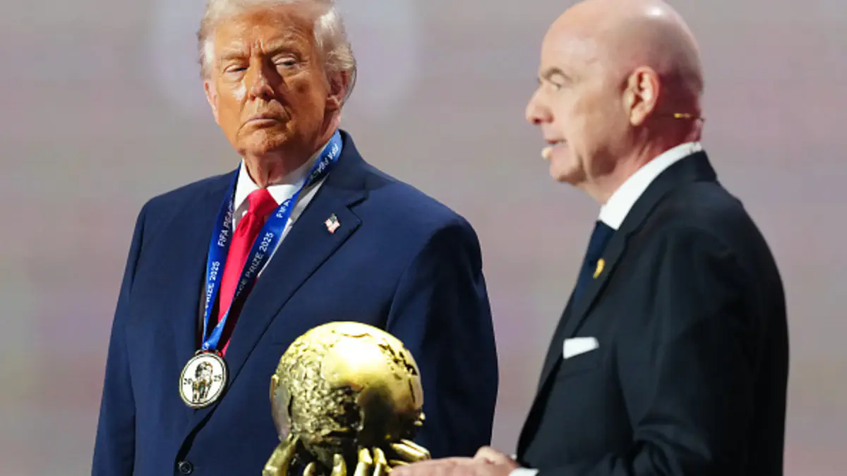 Официально: Трамп будет вручать кубок мира по футболу