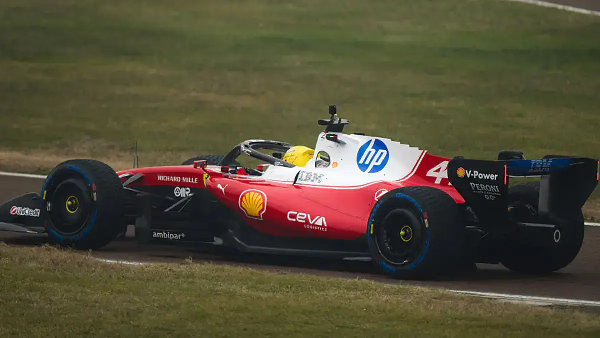 Надежда для фанатов Ferrari. Тесты в Барселоне определили самый быстрый болид