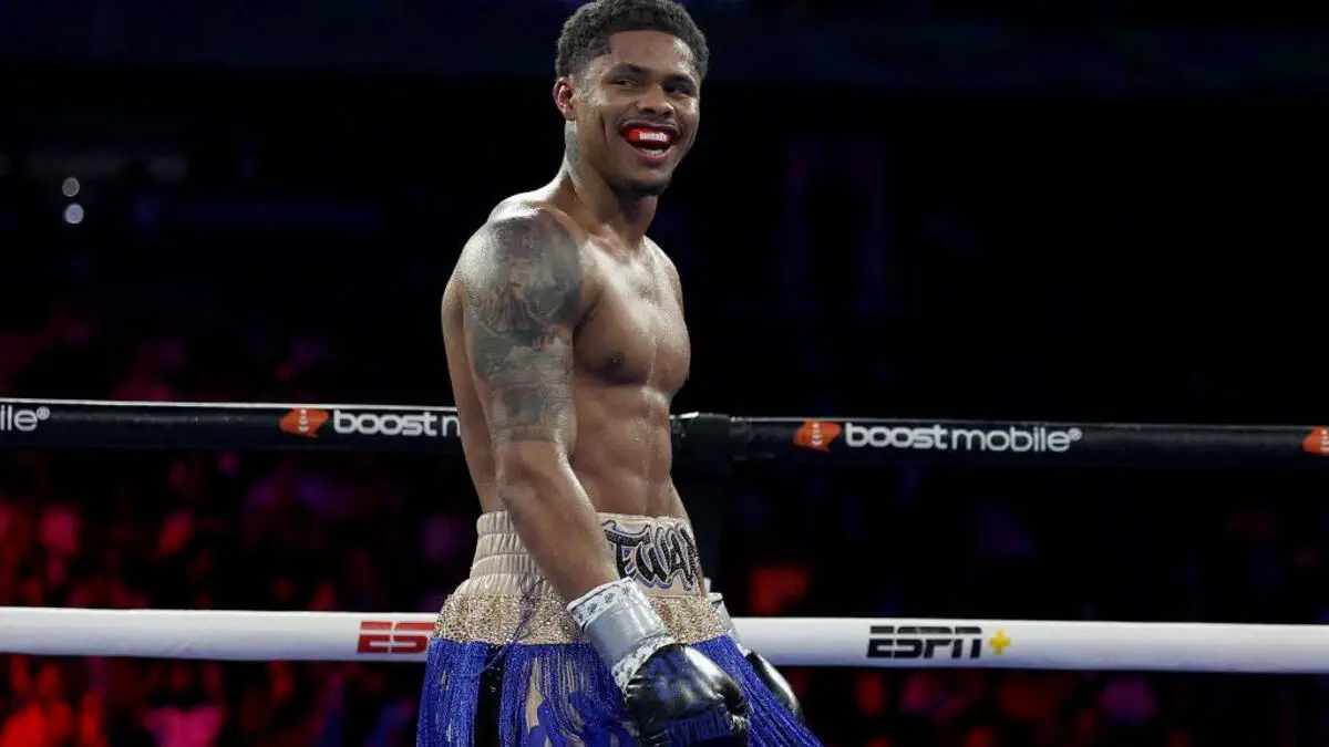 Видео. Стивенсон победил Лопеса и стал чемпионом WBO в первом полусреднем весе