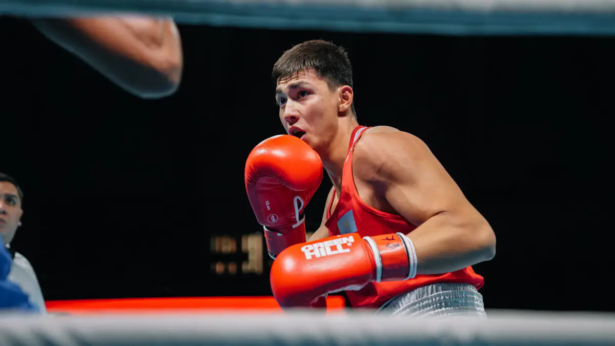 От нокдаунов до вылетов. Как прошел первый день казахстанцев на Boxam Elite в Испании
