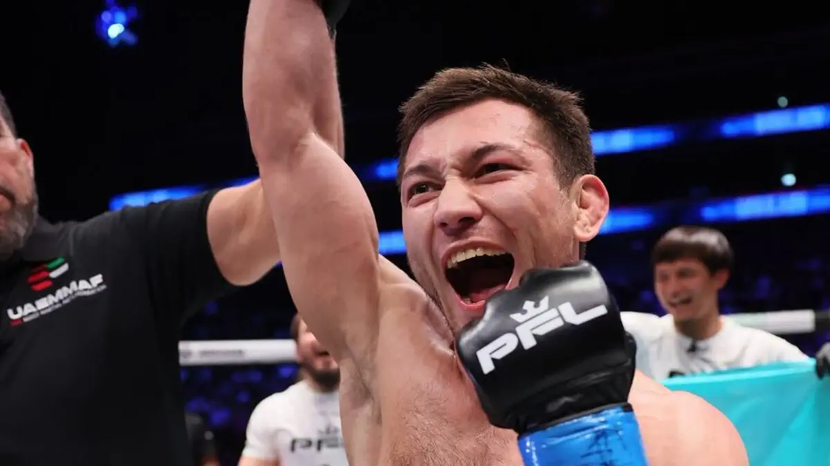 Казахстанец ворвался в топ PFL: Исбулаев нокаутировал экс-чемпиона и сразу стал №5