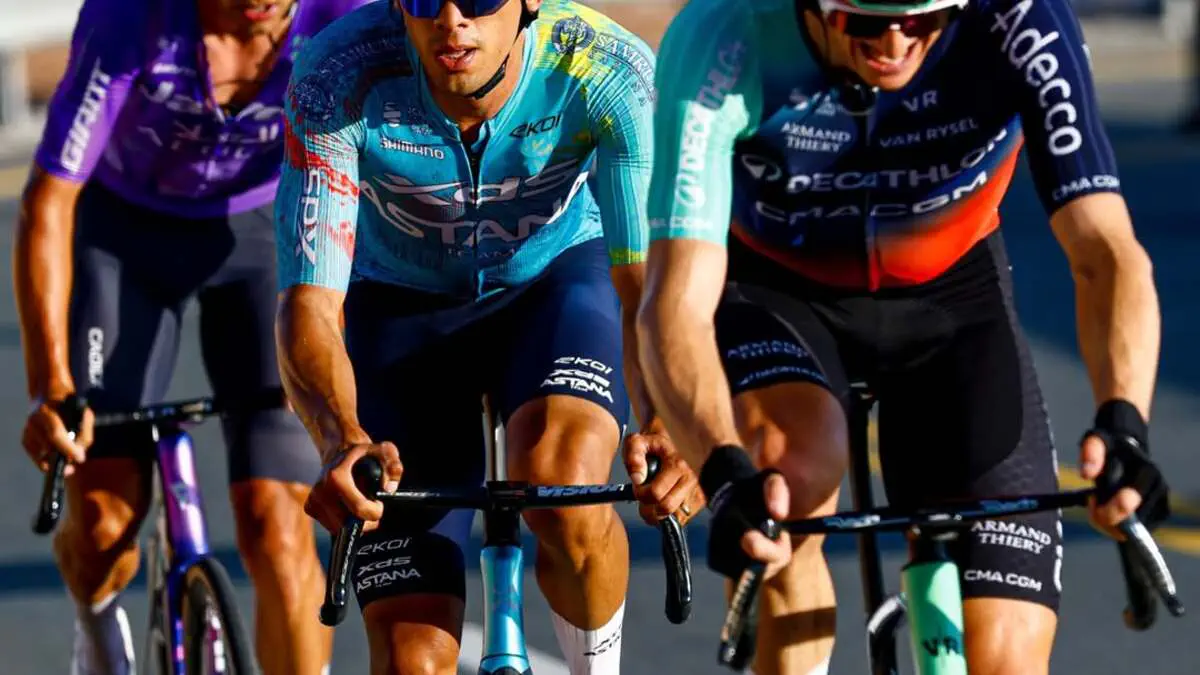 Велогонщики «XDS Astana Team» успешно выступили на третьем этапе «UAE Tour»