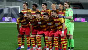 Польская «Ягеллония» громит двукратного финалиста Лиги конференций 3:0, проиграв первую игру 0:3
