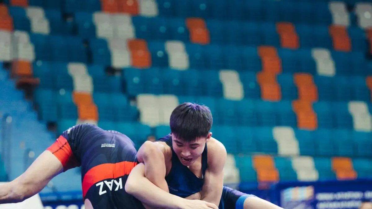 Подведены итоги чемпионата Казахстана по борьбе среди юниоров