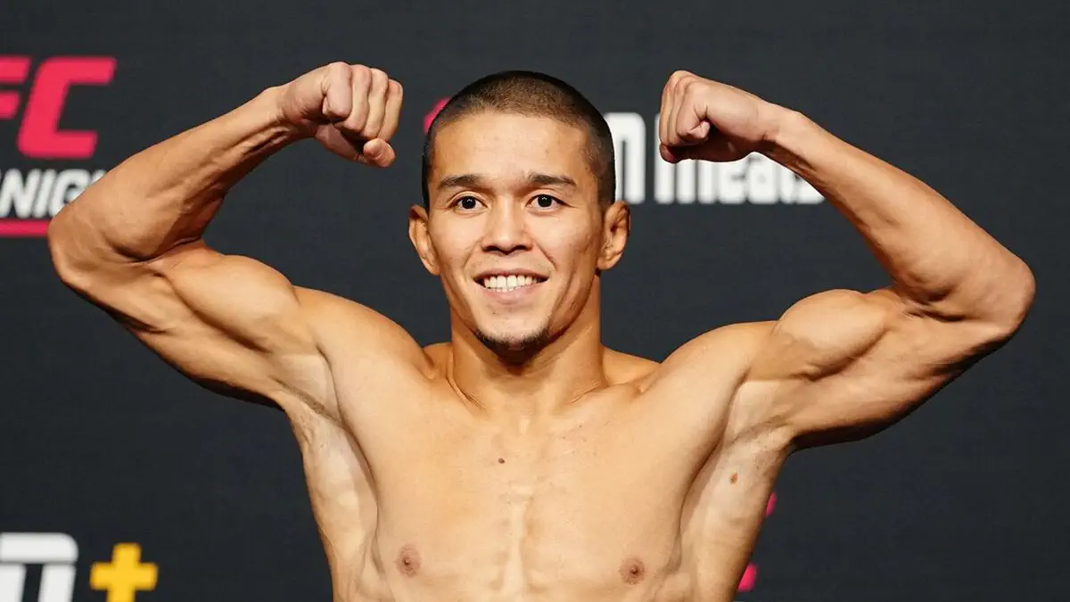 Алмабаев обошел бывшего чемпиона UFC. Что произошло в рейтинге?