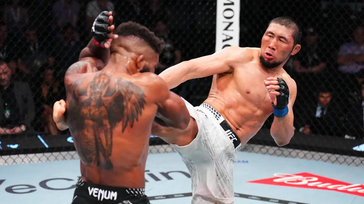 Фото. Мыктыбек Оролбай одержал разгромную победу на UFC Vegas 114