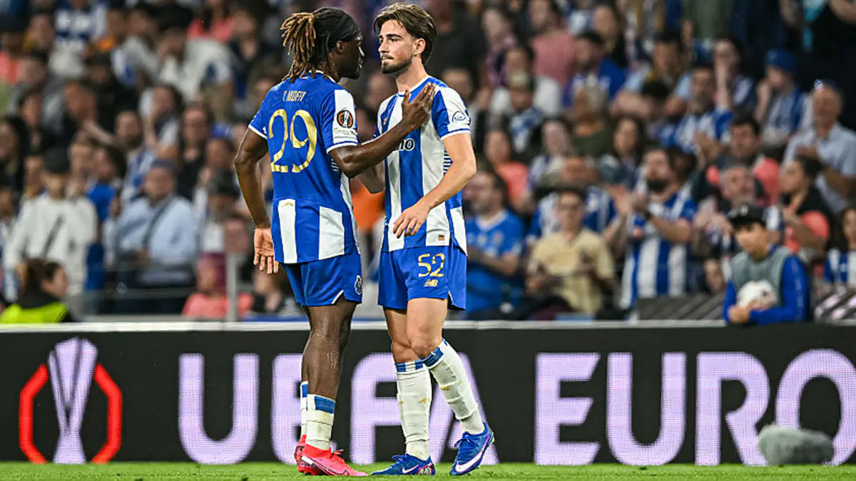 Курьезный автогол в Лиге Европы вошел в историю европейского футбола. Такого не случалось очень давно