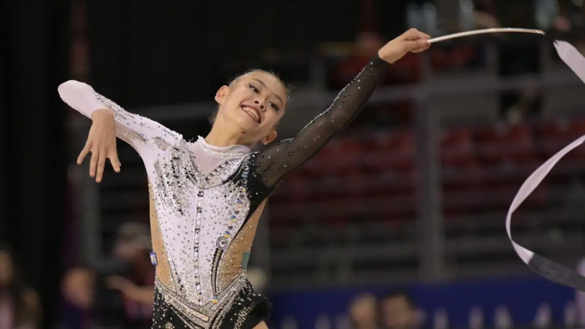 Гимнастка Акмарал Ерекешева вышла в два финала на Кубке мира