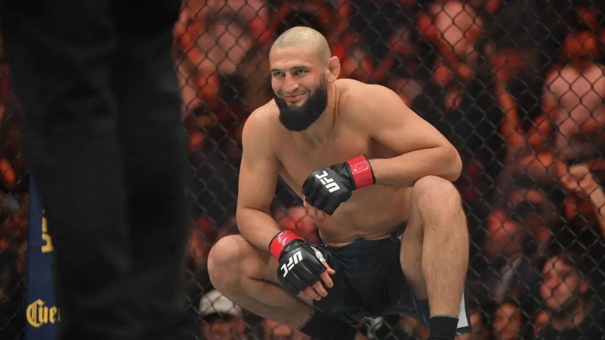 Чимаев получил нового соперника после поражения в титульном бою UFC