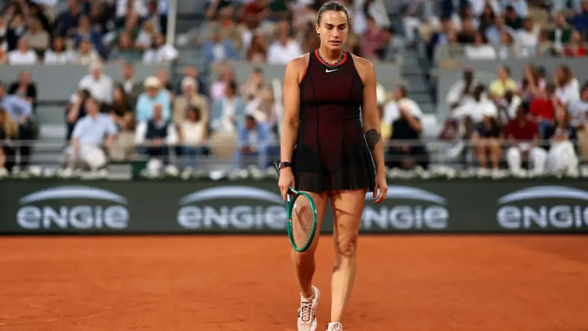 Соболенко с «баранкой» сенсационно вылетела с Roland Garros