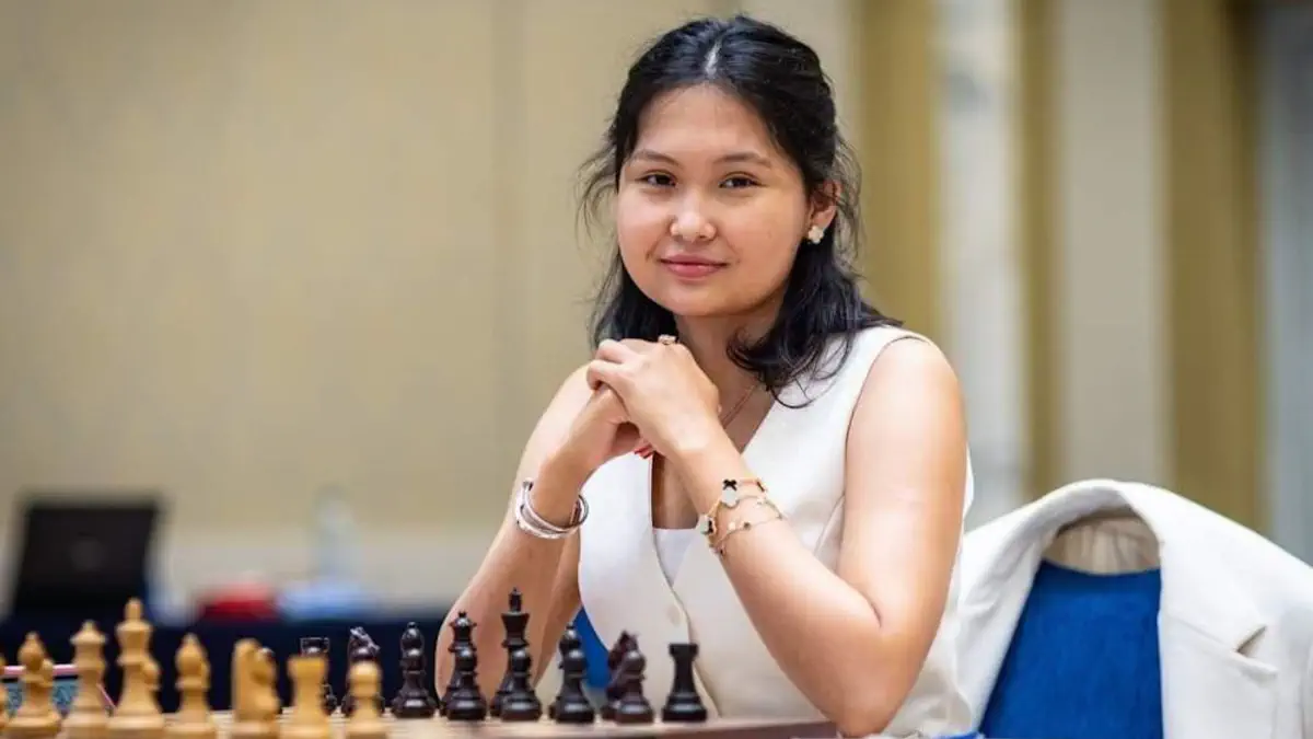 Бибисара Асаубаева стала первой в обновленном мировом рейтинге FIDE