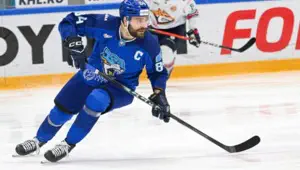 «Барыс» принял решение о форварде сборной Казахстана