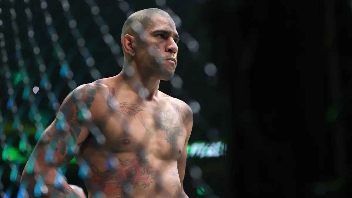 Видео: Сирил Ган нокаутировал Алекса Перейру и завоевал титул UFC