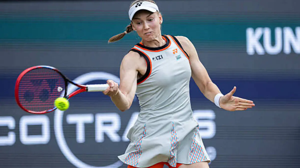 Елена Рыбакина не смогла пробиться в четвертьфинал турнира в Германии